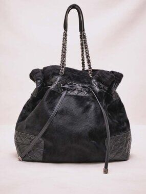 Authentic Chanel Drawstring Bucket Bag Black Leather Chain Handle Quilted